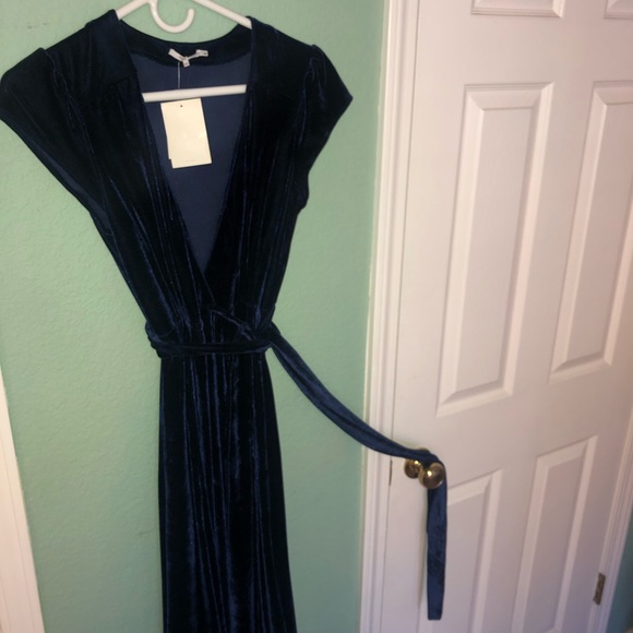 Tularosa Velvet Wrap Dress - Picture 2 of 5